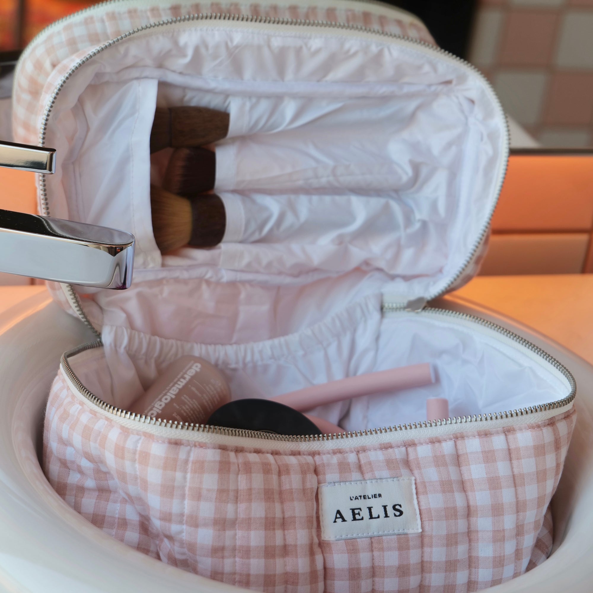 Vichy Light Pink - Vanity